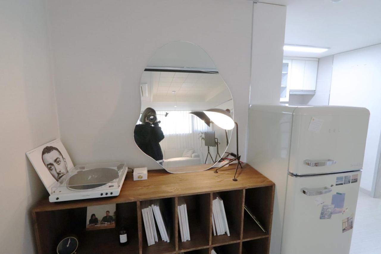 Lovely House Hongdae Apartment Seoul Bagian luar foto