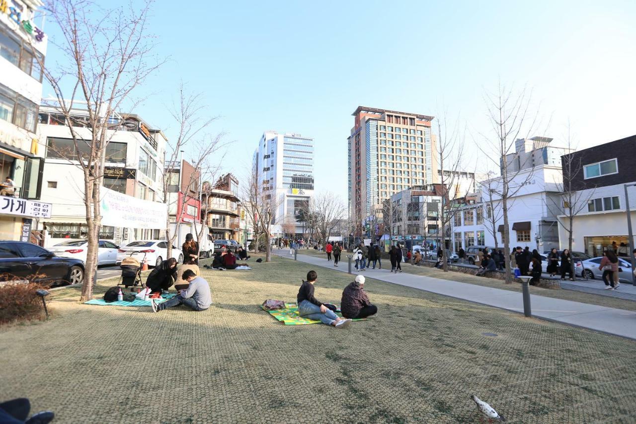 Lovely House Hongdae Apartment Seoul Bagian luar foto